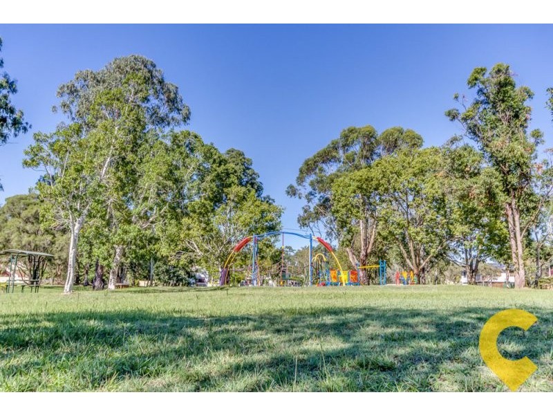 8 Parkdale Street, Woodridge QLD 4114