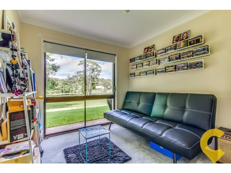 14 Lawnton Street, Daisy Hill QLD 4127