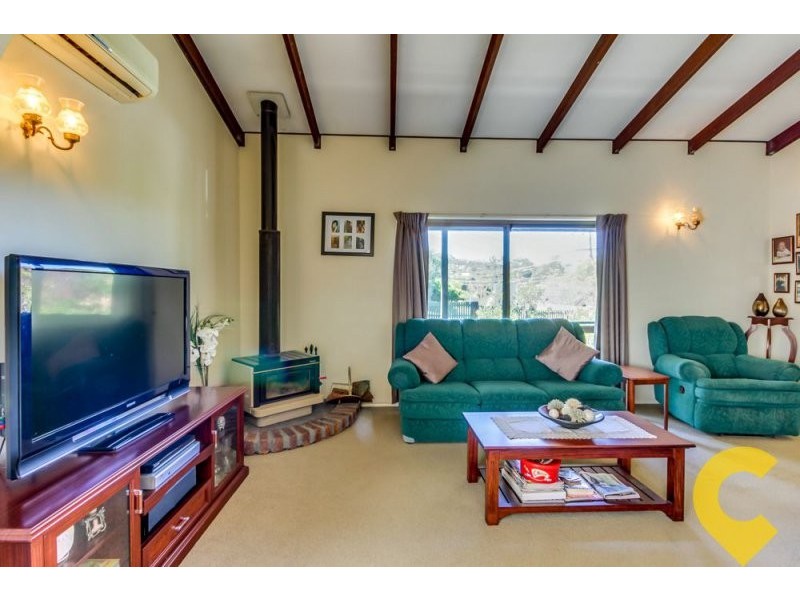 8 Shoalhaven Avenue, Springwood QLD 4127