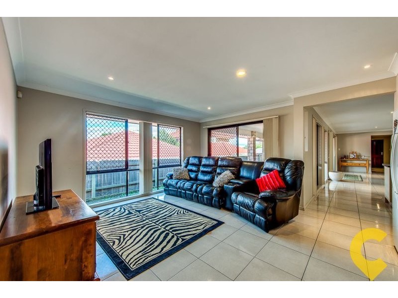 3 Chevron Close, Forest Lake QLD 4078