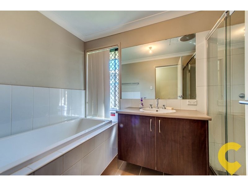 3 Chevron Close, Forest Lake QLD 4078