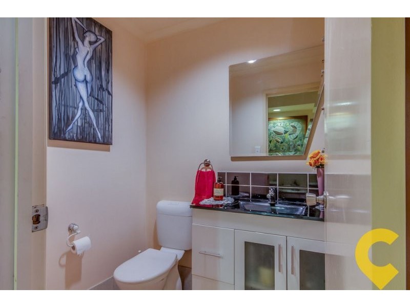 405 Kessels Road, Robertson QLD 4109