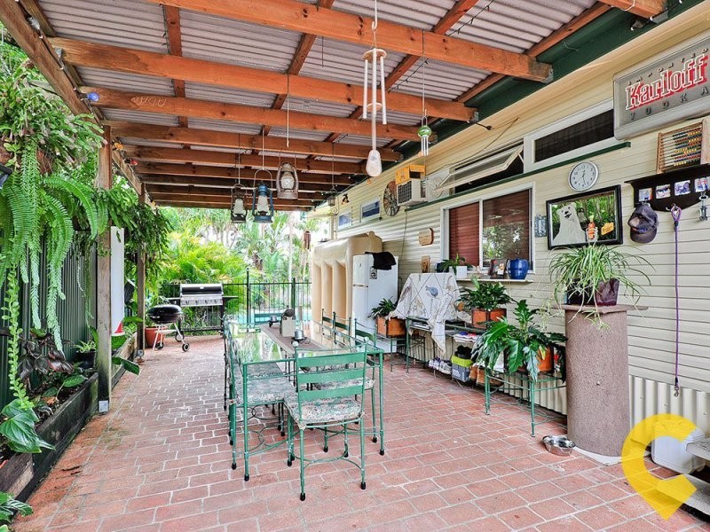 27 Sarina Street, Stafford Heights QLD 4053