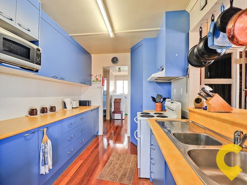 27 Sarina Street, Stafford Heights QLD 4053