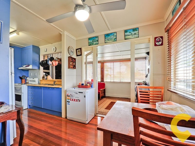 27 Sarina Street, Stafford Heights QLD 4053