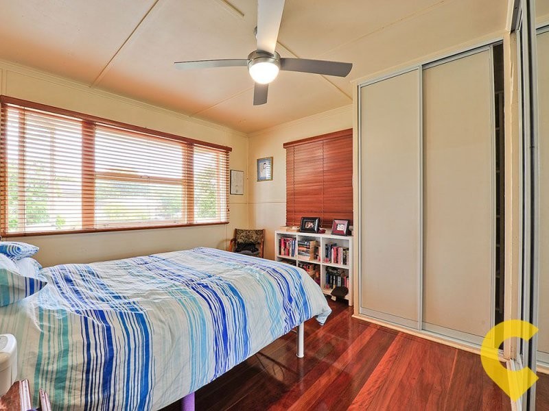 27 Sarina Street, Stafford Heights QLD 4053