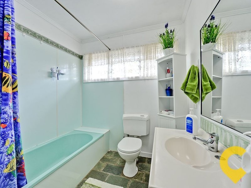 27 Sarina Street, Stafford Heights QLD 4053