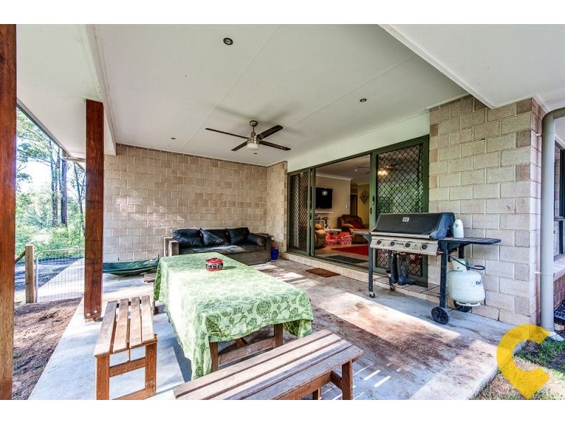 5 Senna Close, Pine Mountain QLD 4306