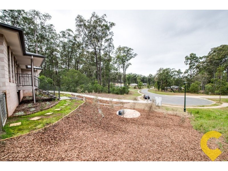 5 Senna Close, Pine Mountain QLD 4306