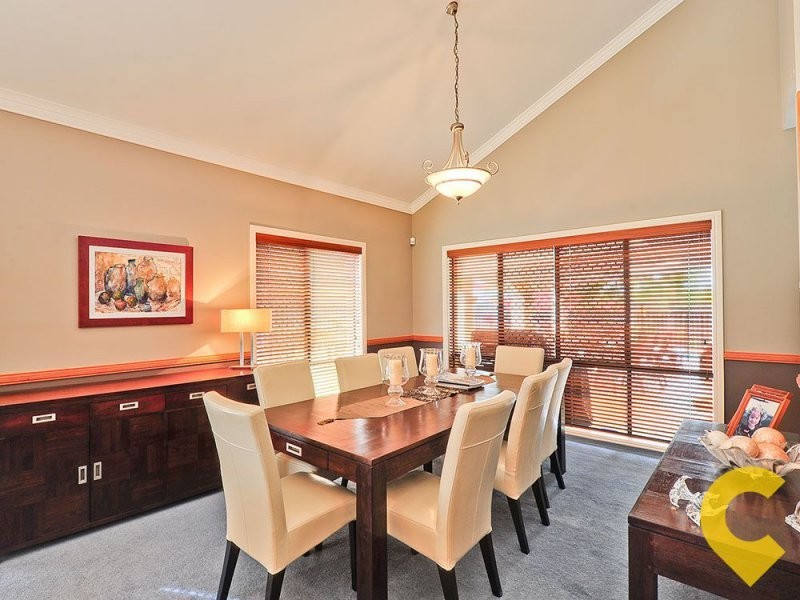26 Kentwell Place, Wishart QLD 4122