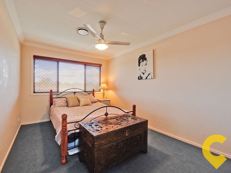 26 Kentwell Place, Wishart QLD 4122