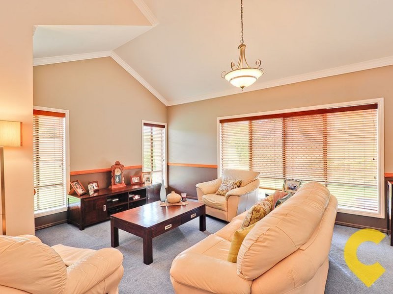 26 Kentwell Place, Wishart QLD 4122