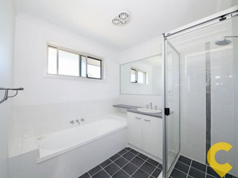 4/6 Station Road, Burpengary QLD 4505