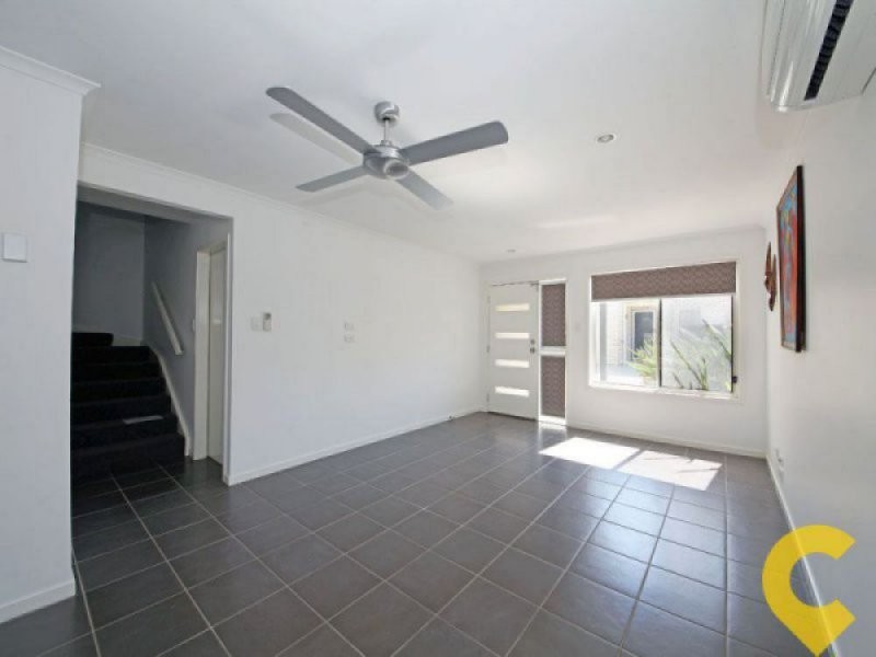 4/6 Station Road, Burpengary QLD 4505