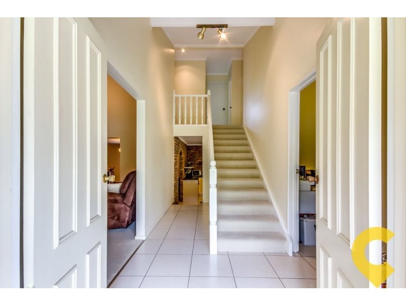 24 Bradley Street, Springwood QLD 4127