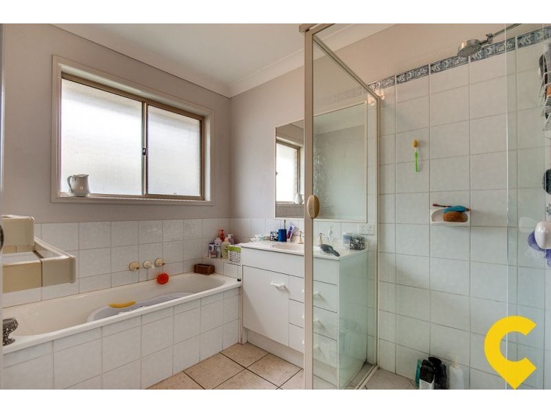 5 Mallard Place, Forest Lake QLD 4078