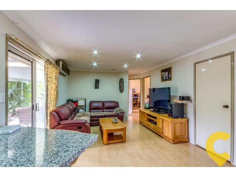 13 Lochore Court, Crestmead QLD 4132