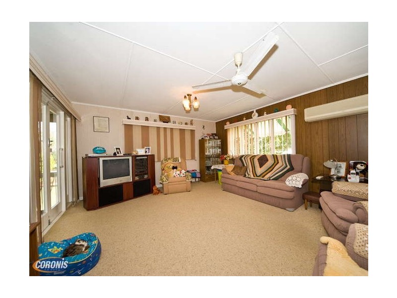 37 Heilbromm Street, Stafford Heights QLD 4053