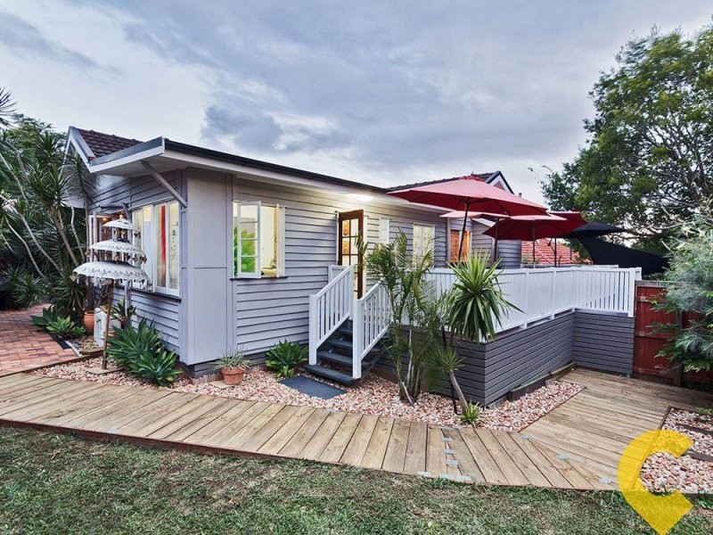 230 Webster Road, Stafford QLD 4053
