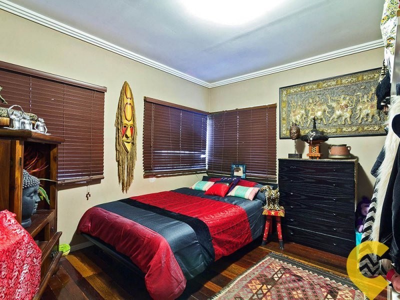 230 Webster Road, Stafford QLD 4053