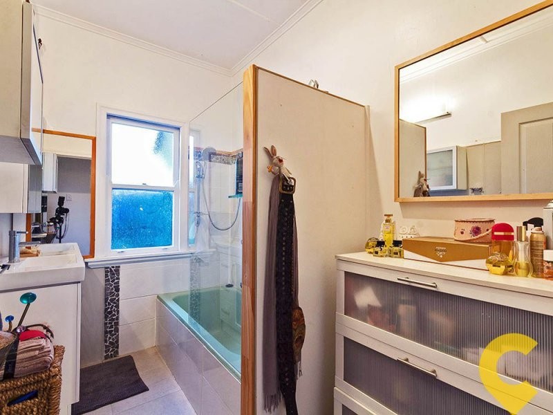 230 Webster Road, Stafford QLD 4053