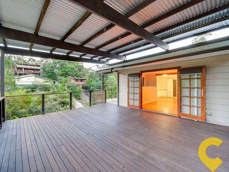 33 Yathong Court, Arana Hills QLD 4054