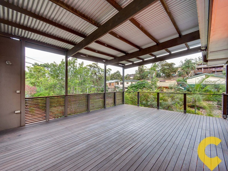 33 Yathong Court, Arana Hills QLD 4054