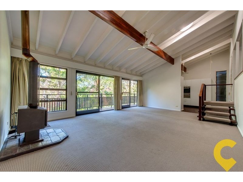 25 Clarina Street, Chapel Hill QLD 4069