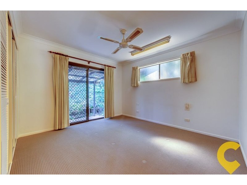 25 Clarina Street, Chapel Hill QLD 4069