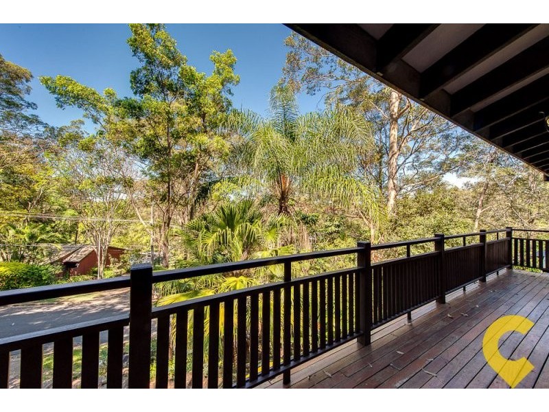 25 Clarina Street, Chapel Hill QLD 4069