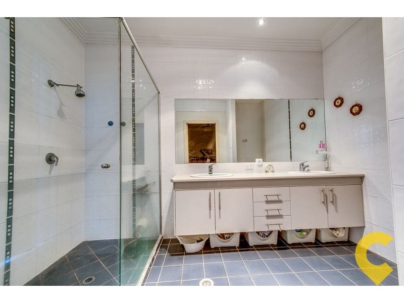 9 Lomandra Place, Forest Lake QLD 4078