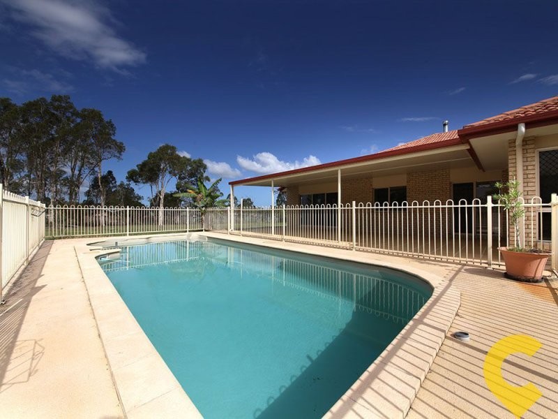 17-19 Urban Road, Caboolture QLD 4510