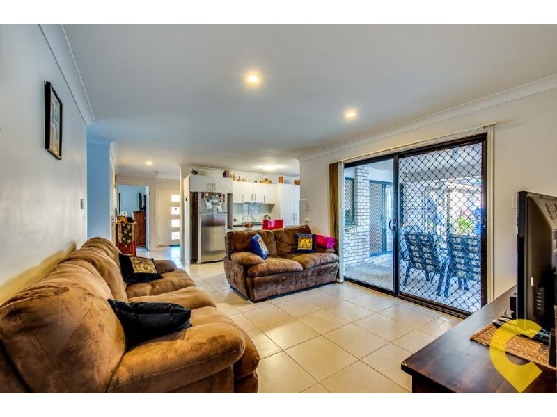 313 Eagle Street, Collingwood Park QLD 4301
