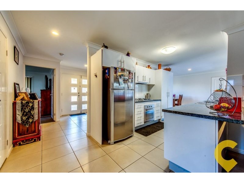 313 Eagle Street, Collingwood Park QLD 4301