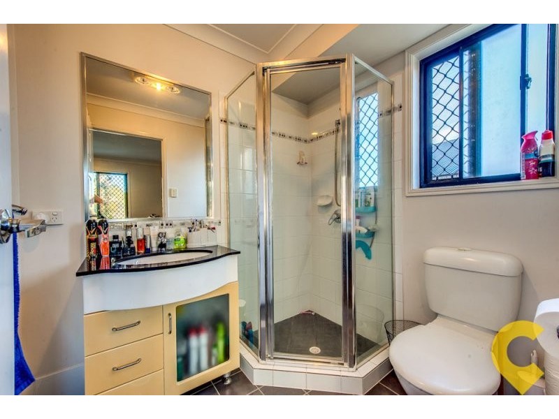 313 Eagle Street, Collingwood Park QLD 4301