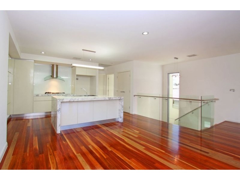 2 Dannenberg Street, Carseldine QLD 4034