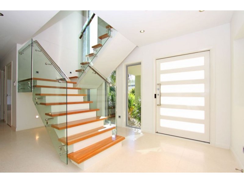 2 Dannenberg Street, Carseldine QLD 4034