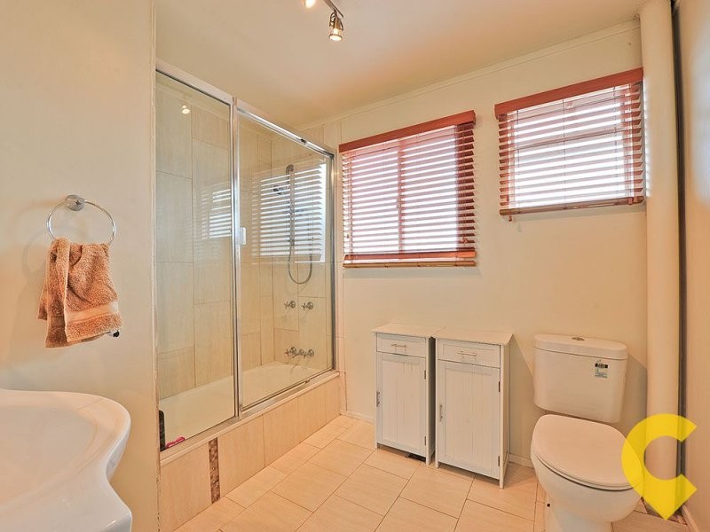 70 Gray Street, Carina QLD 4152