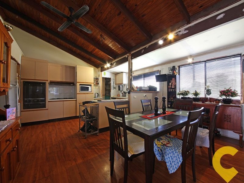 8 Clowes Court, Morayfield QLD 4506