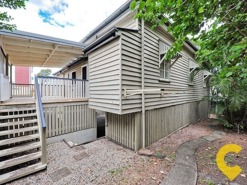 29 Balmoral Street, Hawthorne QLD 4171