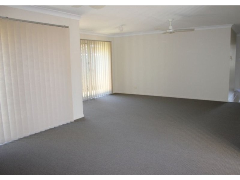 7 Huon Street, Forest Lake QLD 4078