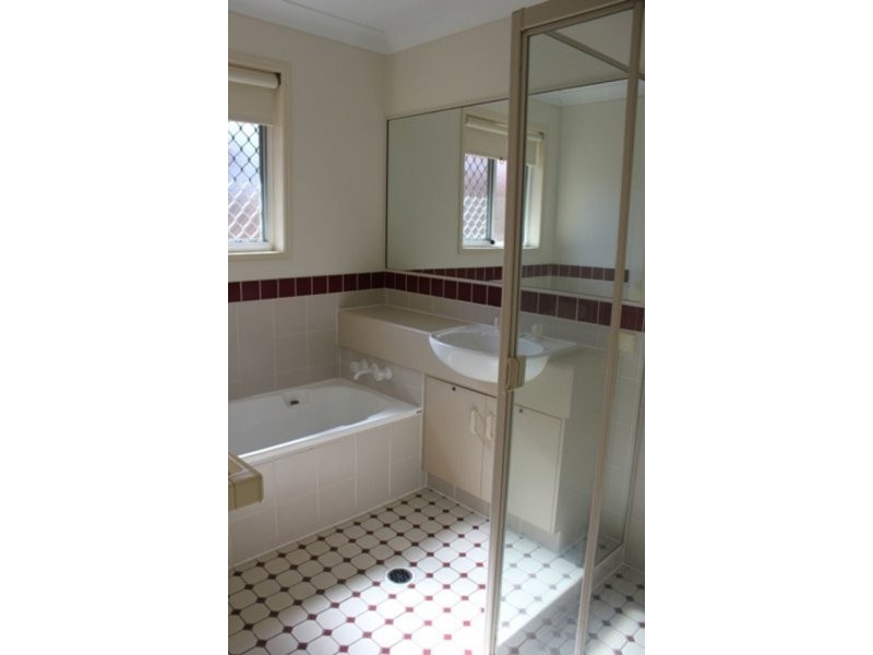 7 Huon Street, Forest Lake QLD 4078