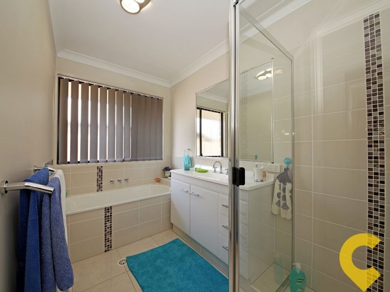 42 Duporth Crescent, Dakabin QLD 4503