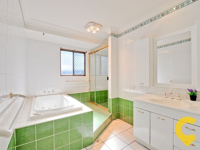 68 Lawn Terrace, Capalaba QLD 4157