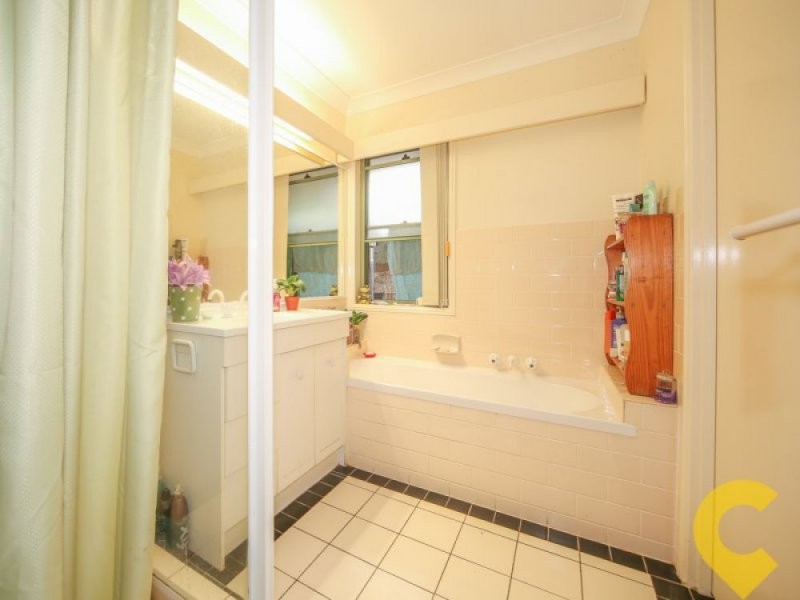 24/18 Batchworth Road, Molendinar QLD 4214