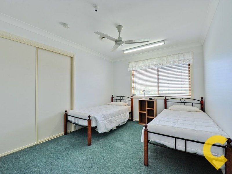 32 Paramount Drive, Warner QLD 4500