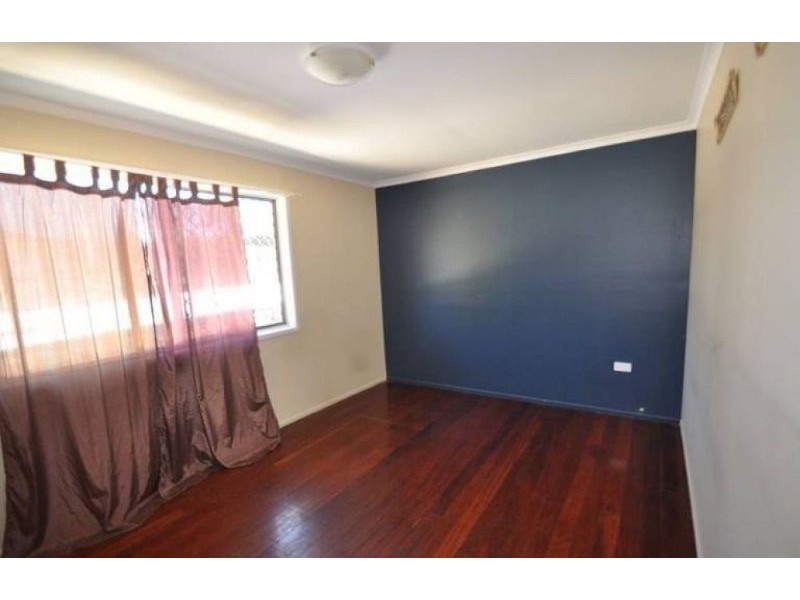 24 Mactay St, Woodridge QLD 4114