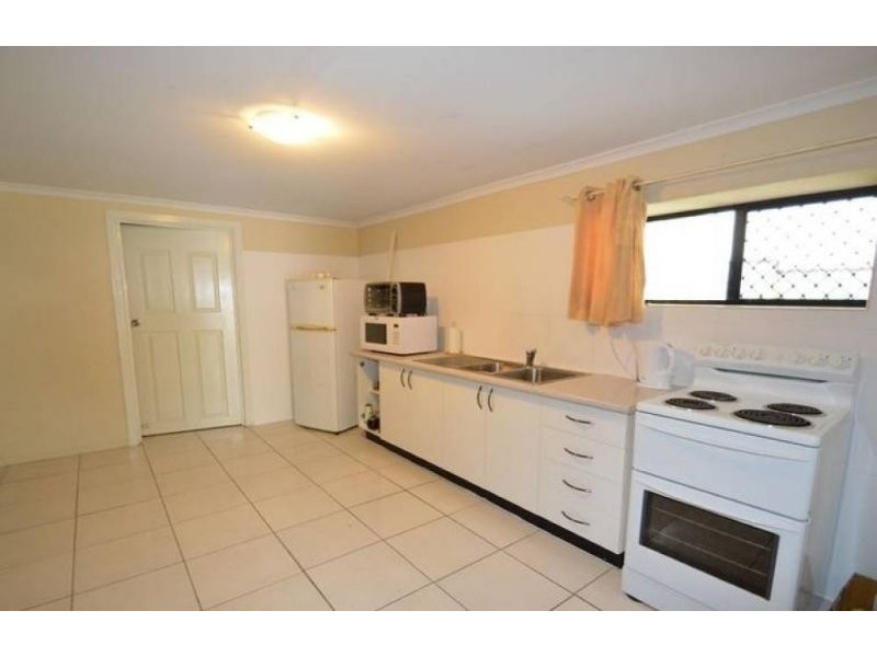 24 Mactay St, Woodridge QLD 4114