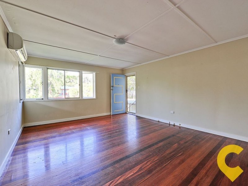 16 Deerdale Street, Stafford Heights QLD 4053