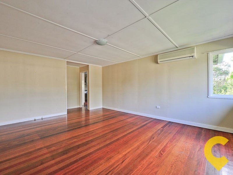 16 Deerdale Street, Stafford Heights QLD 4053